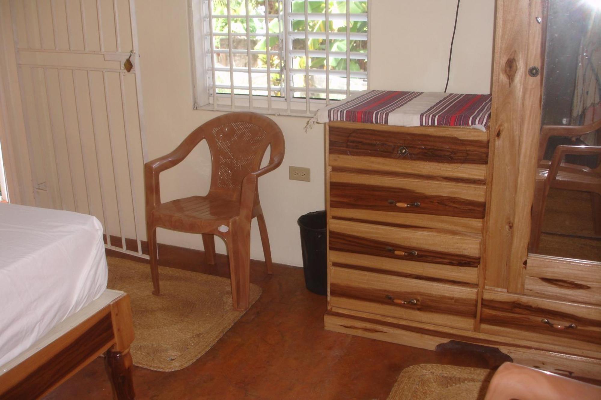 Finjam Cottage ポート・アントニオ 部屋 写真