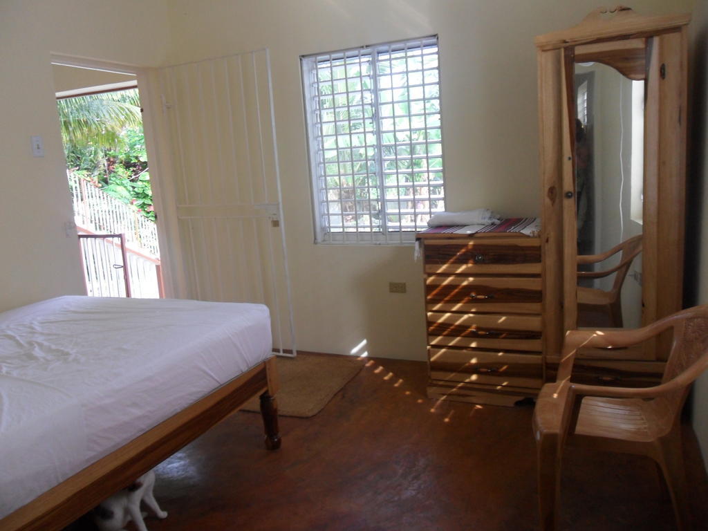 Finjam Cottage ポート・アントニオ 部屋 写真